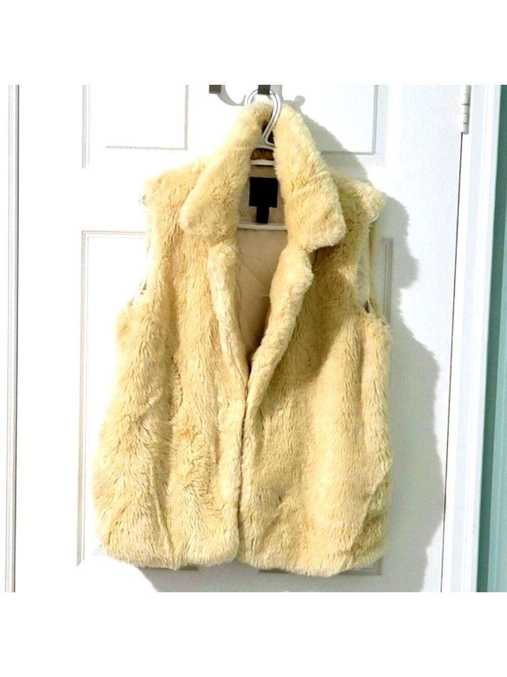 Forever 21 Women's Faux Fur Vest Size M